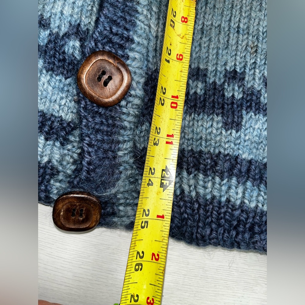 Vintage Wool hand knit landscape Colorful Knit Cardigan with Button Closure - Picture 13 of 14